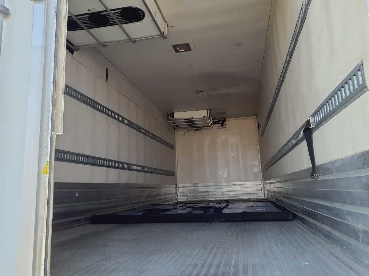 2019 Freightliner/Mercedes M2 106 863318