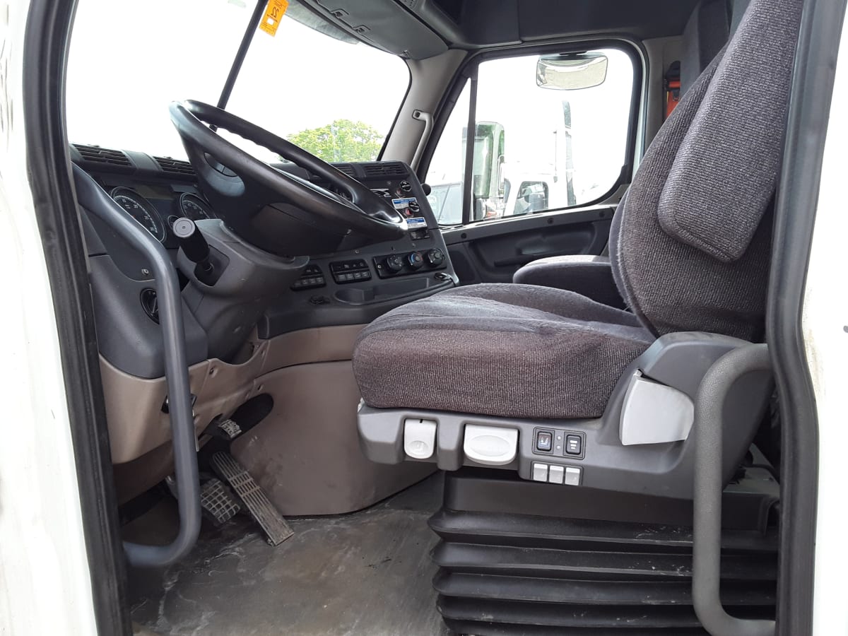 2019 Freightliner/Mercedes CASCADIA 125 863354