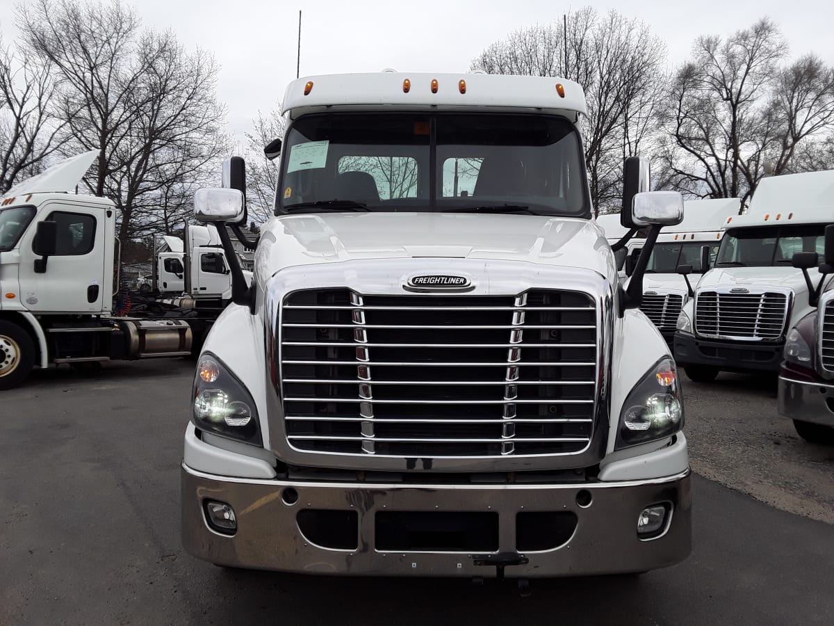 2019 Freightliner/Mercedes CASCADIA 125 863355