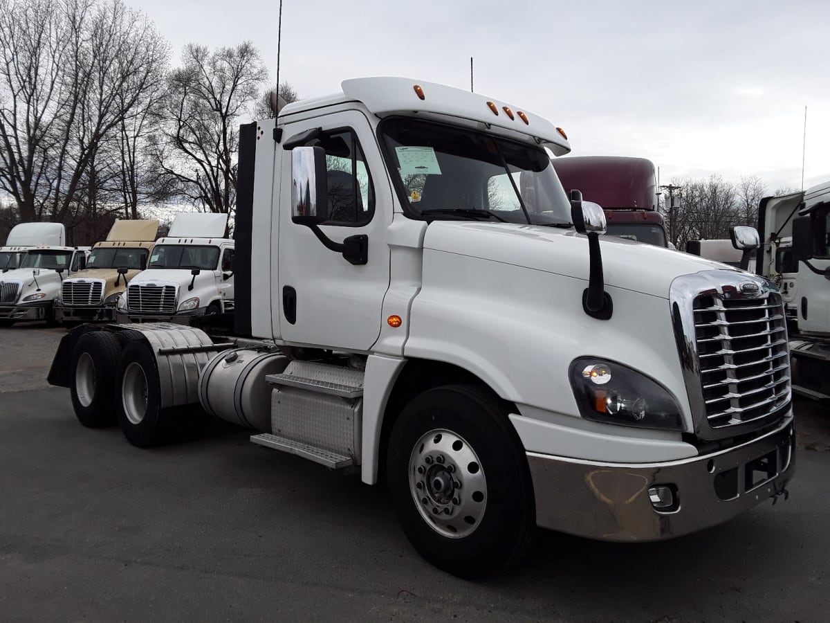 2019 Freightliner/Mercedes CASCADIA 125 863355