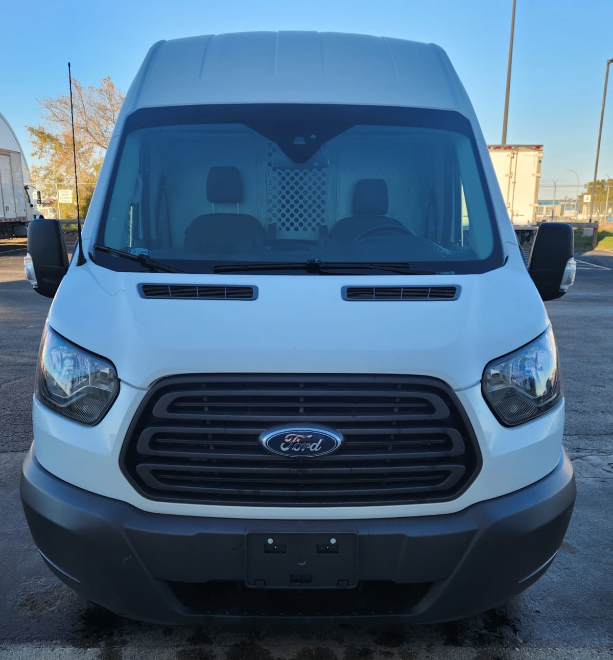 2018 Ford Motor Company TRANSIT 250 HI ROOF 863419