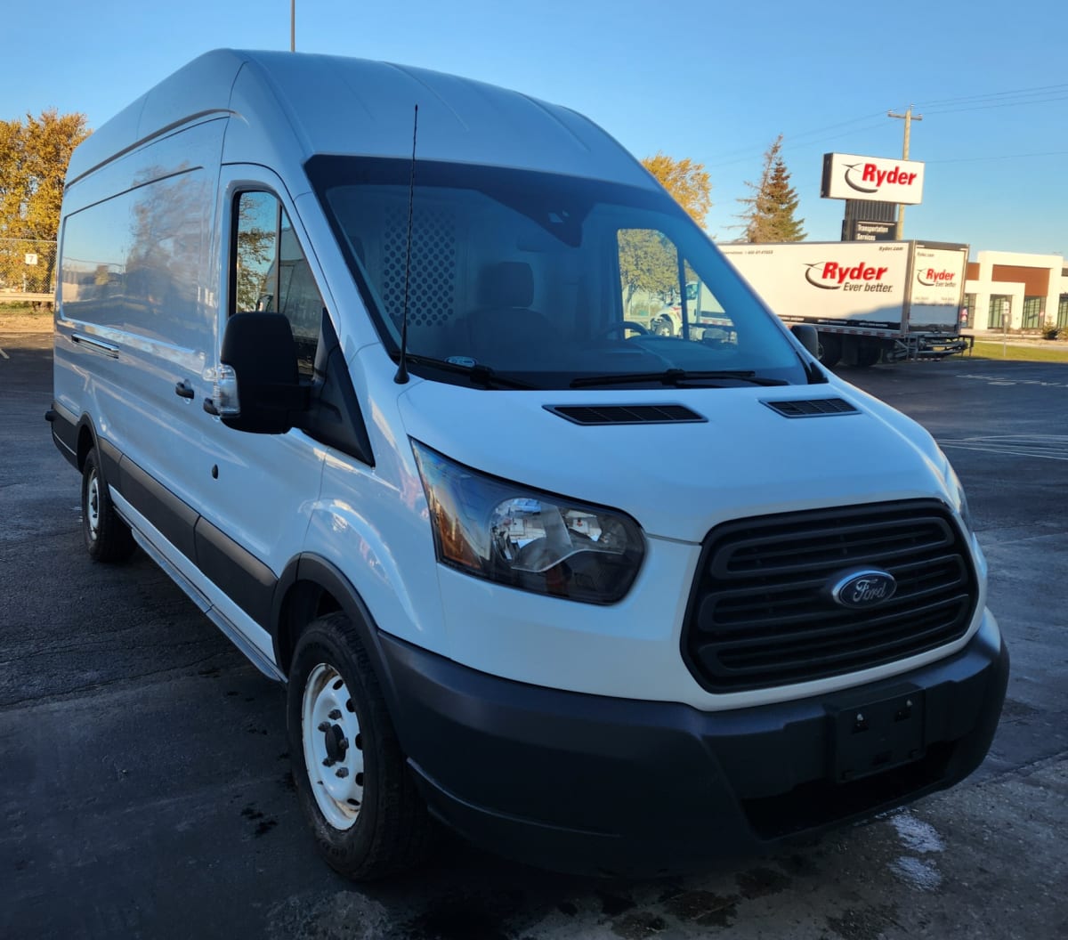 2018 Ford Motor Company TRANSIT 250 HI ROOF 863419