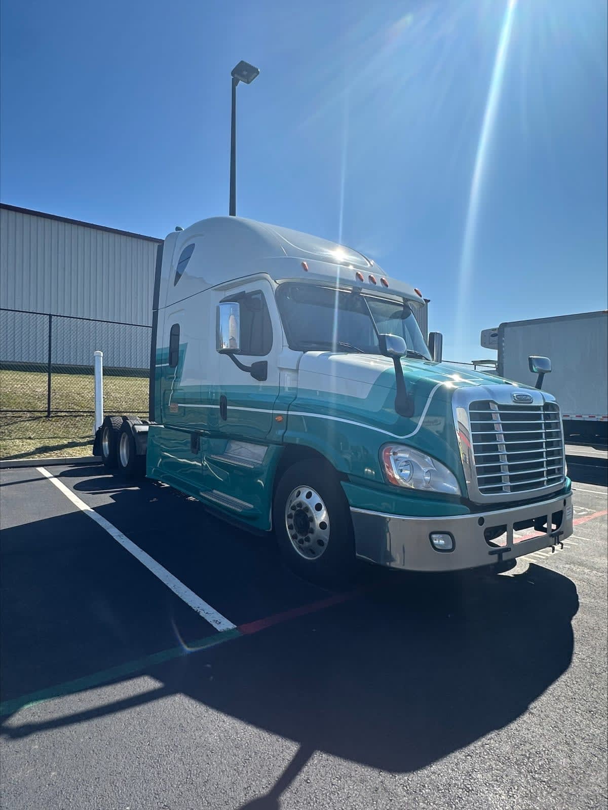 2019 Freightliner/Mercedes CASCADIA 125 863423
