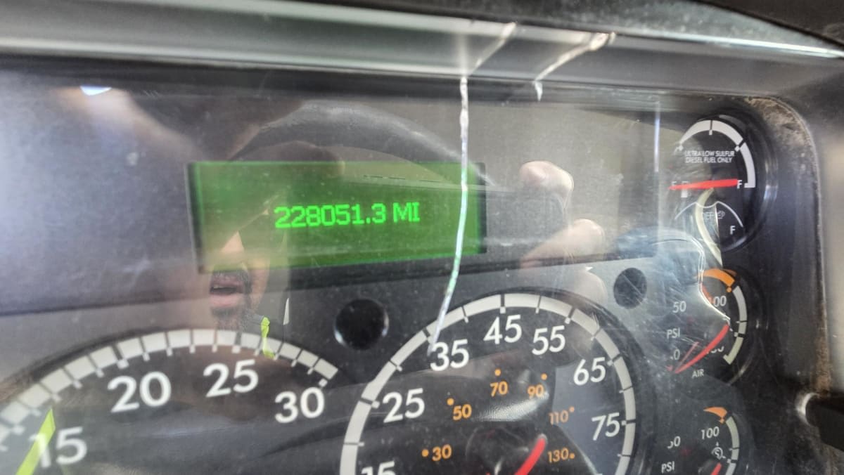 2019 Freightliner M2 106 - image 14