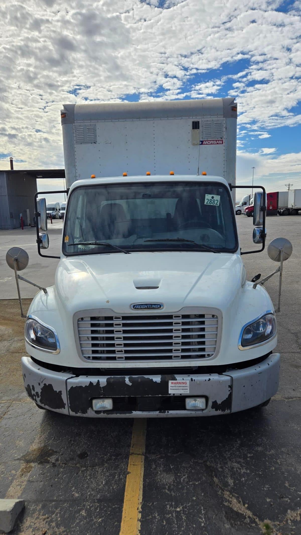2019 Freightliner M2 106 - image 2