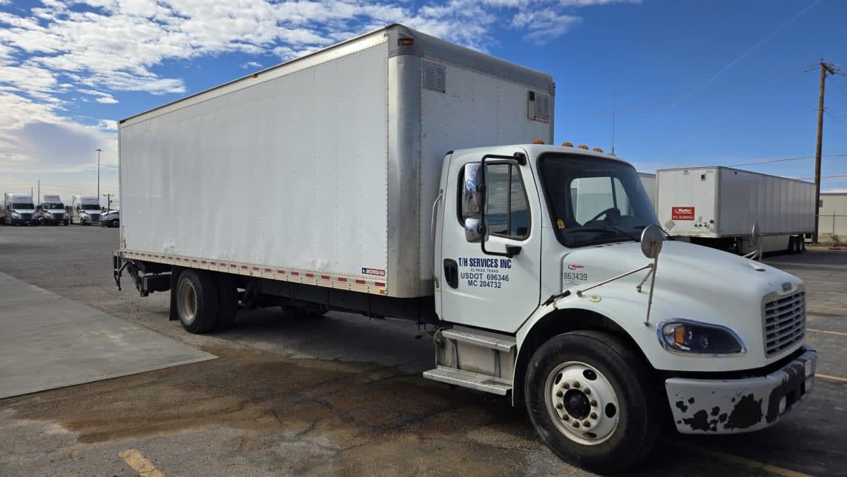 2019 Freightliner M2 106 - image 3