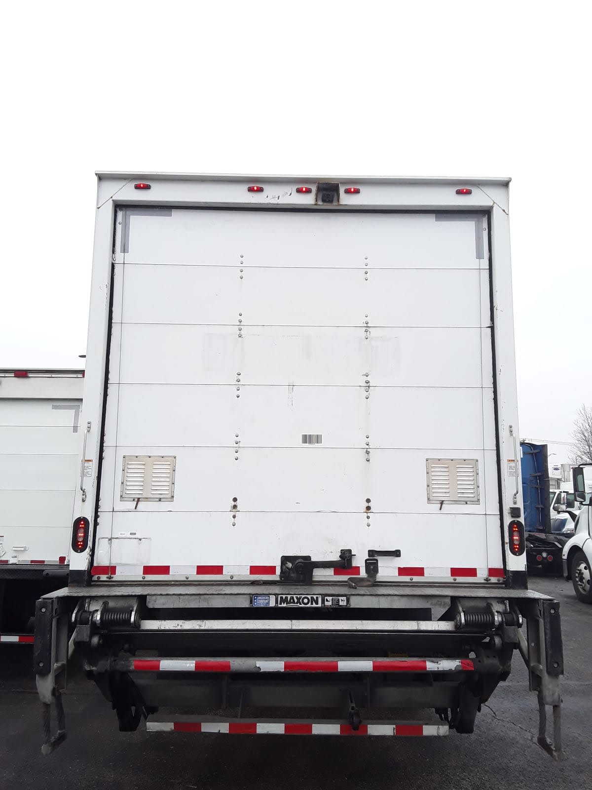 2019 Freightliner/Mercedes M2 106 863440