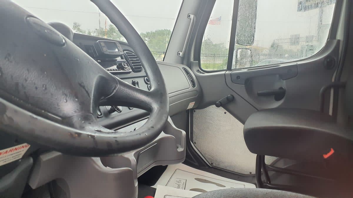 2019 Freightliner/Mercedes M2 106 863450