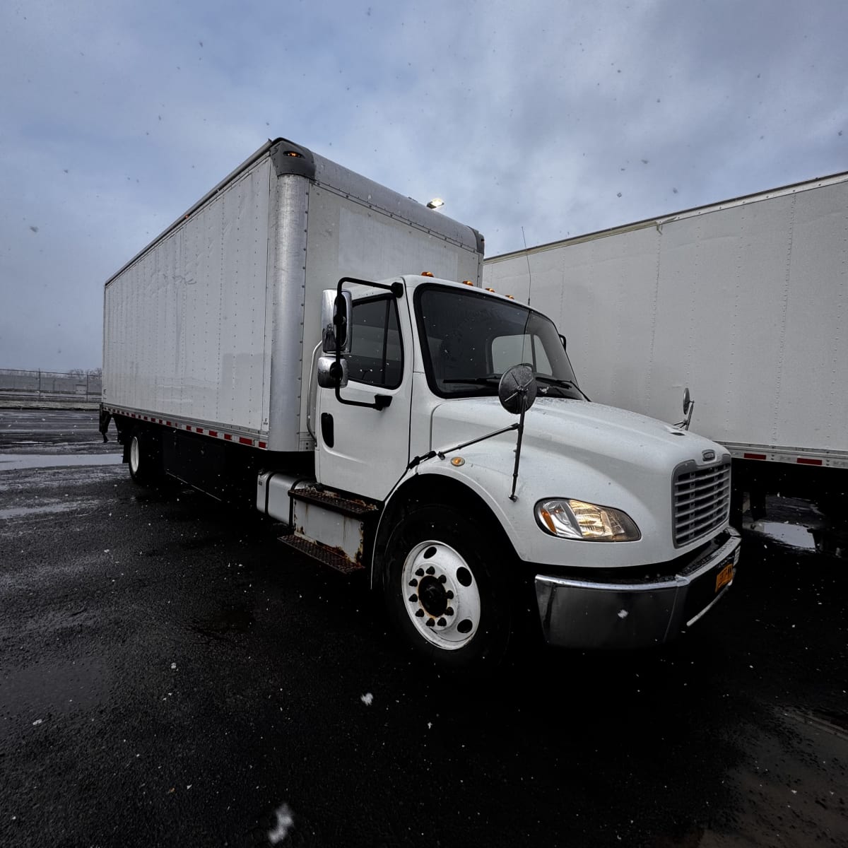 2019 Freightliner/Mercedes M2 106 863463
