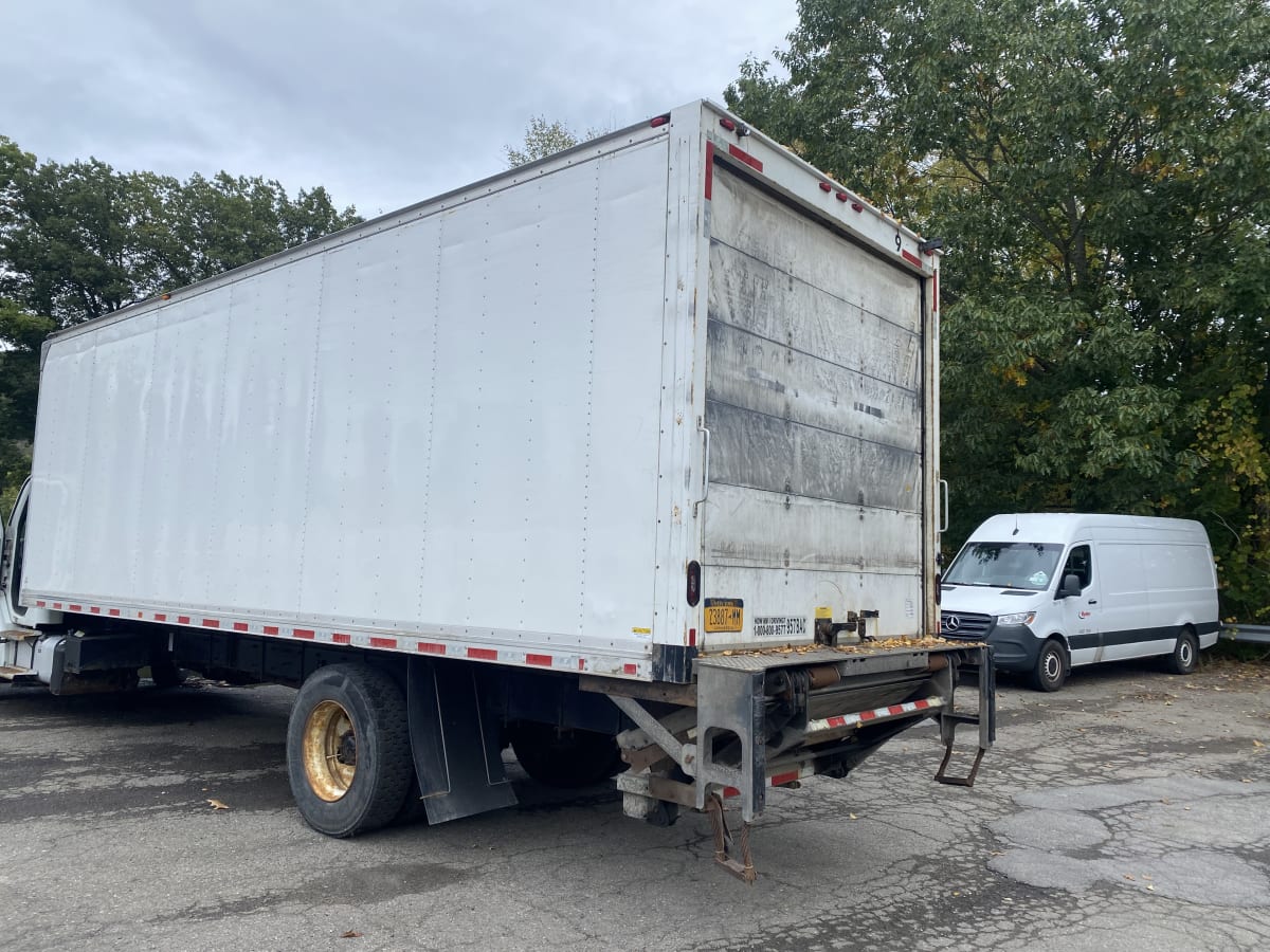 2019 Freightliner/Mercedes M2 106 863465
