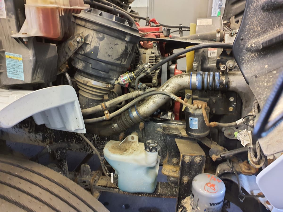 2019 Freightliner M2 106 863542