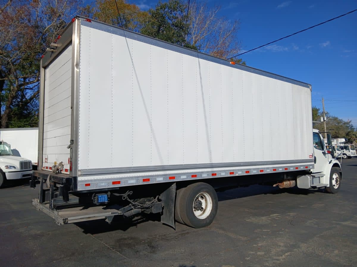2019 Freightliner/Mercedes M2 106 863574