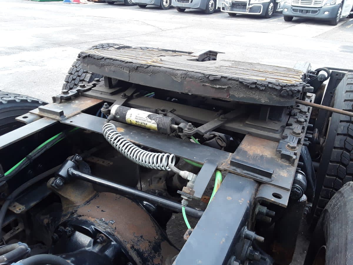 2019 Freightliner/Mercedes NEW CASCADIA PX12664 863598