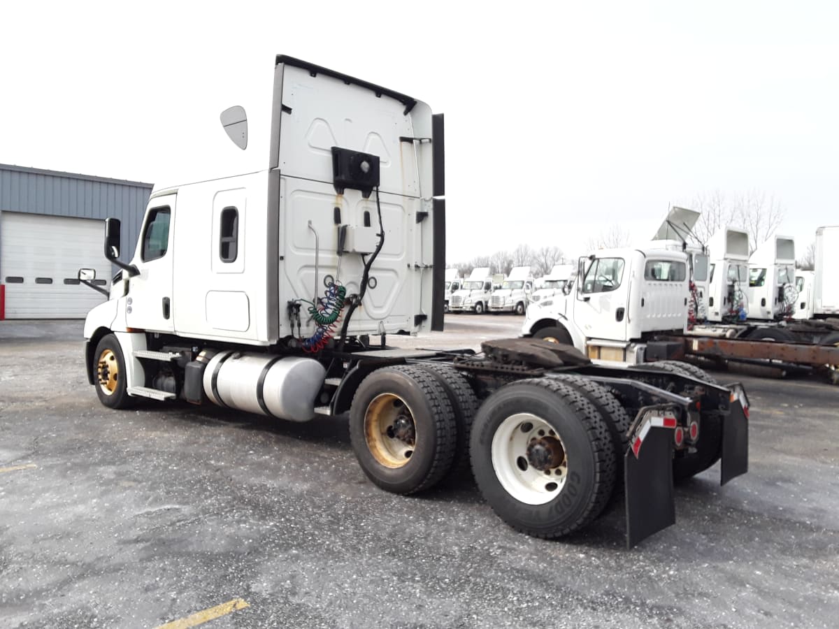 2019 Freightliner/Mercedes NEW CASCADIA PX12664 863598