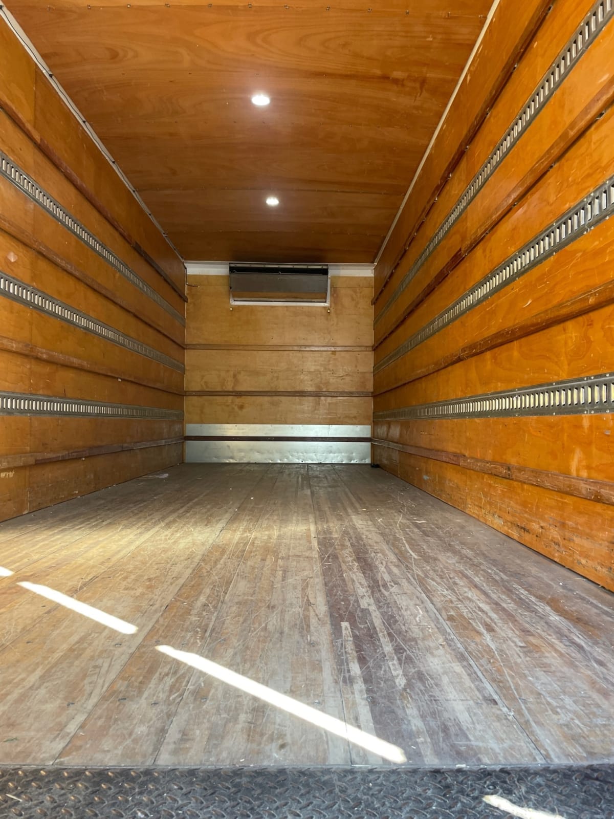 2018 Isuzu FTR 863632