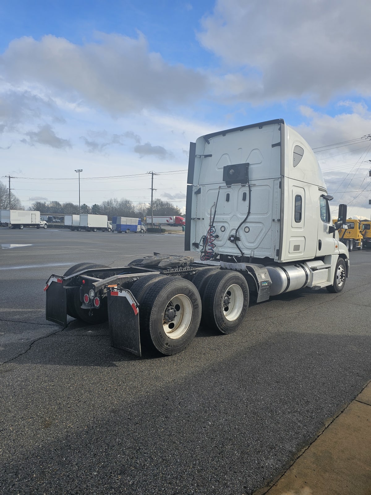 2019 Freightliner/Mercedes CASCADIA 125 863635