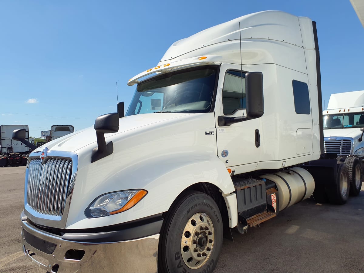 2019 Navistar International LT625 SLPR CAB 863655