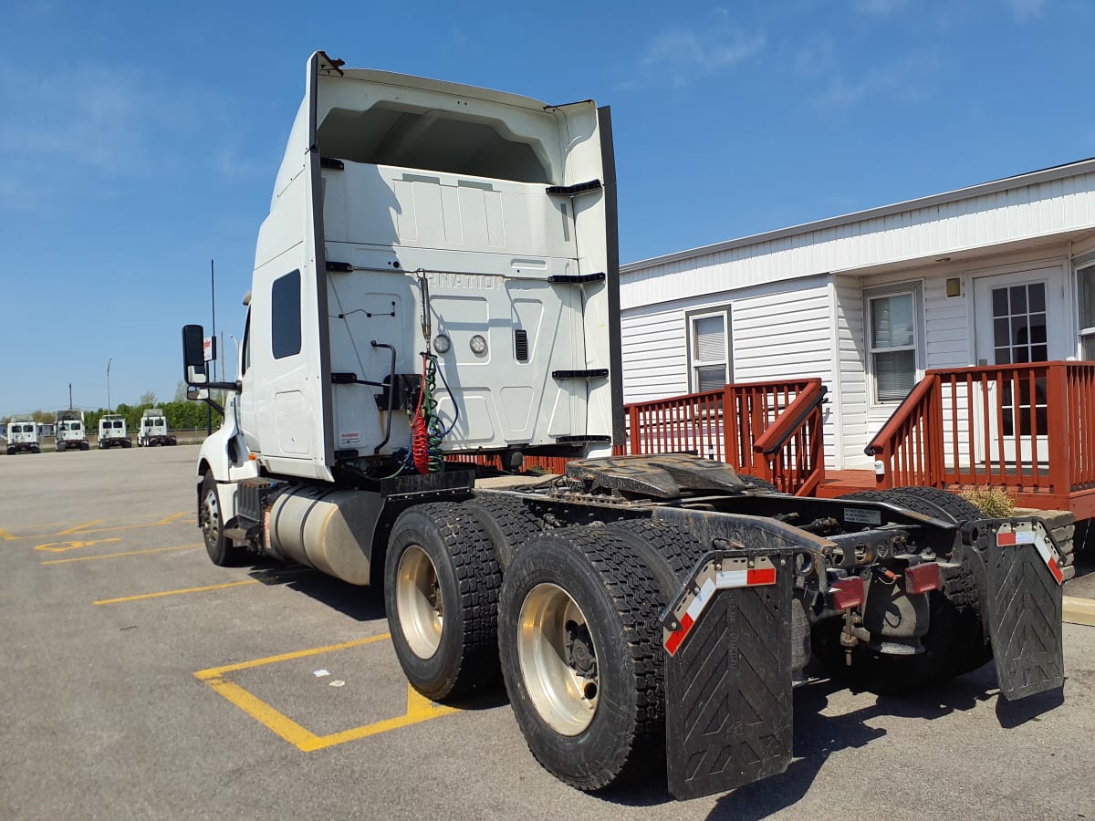 2019 Navistar International LT625 SLPR CAB 863660