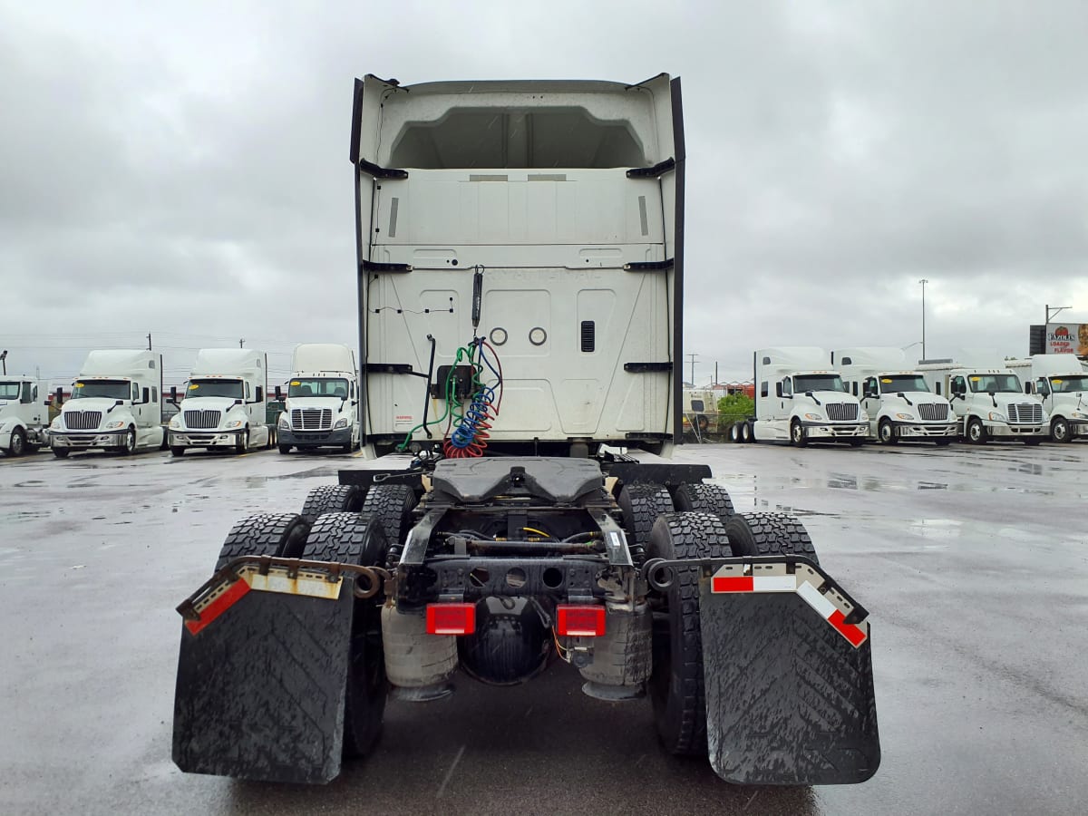 2019 Navistar International LT625 SLPR CAB 863661