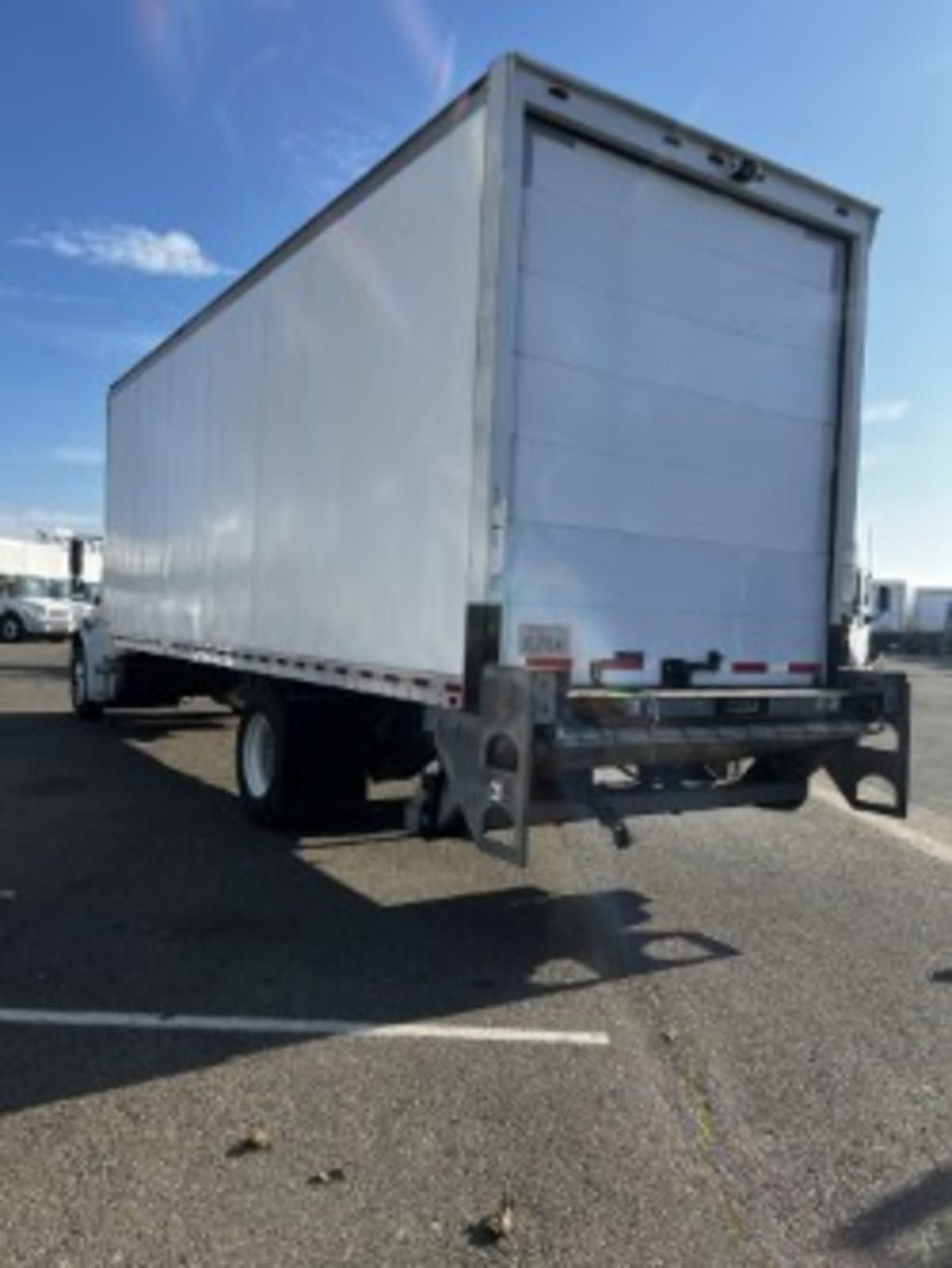 2019 Freightliner/Mercedes M2 106 863694