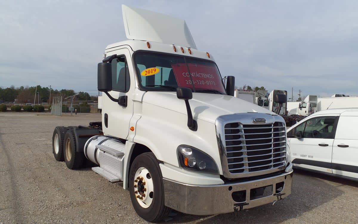 2019 Freightliner/Mercedes CASCADIA 125 863803