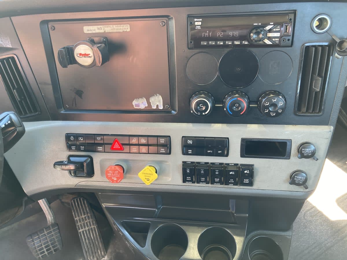 2019 Freightliner/Mercedes NEW CASCADIA PX12664 863909