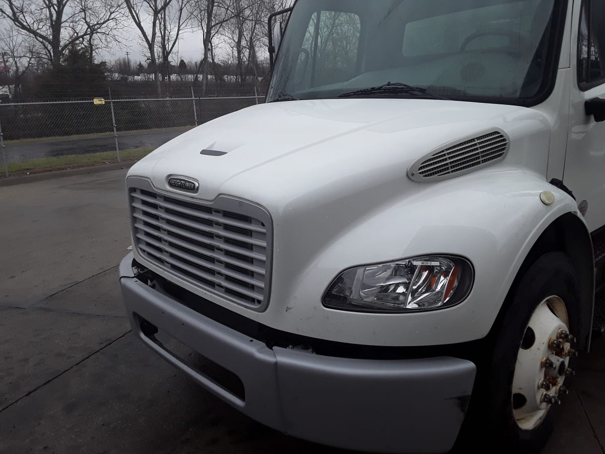 2019 Freightliner/Mercedes M2 106 863912
