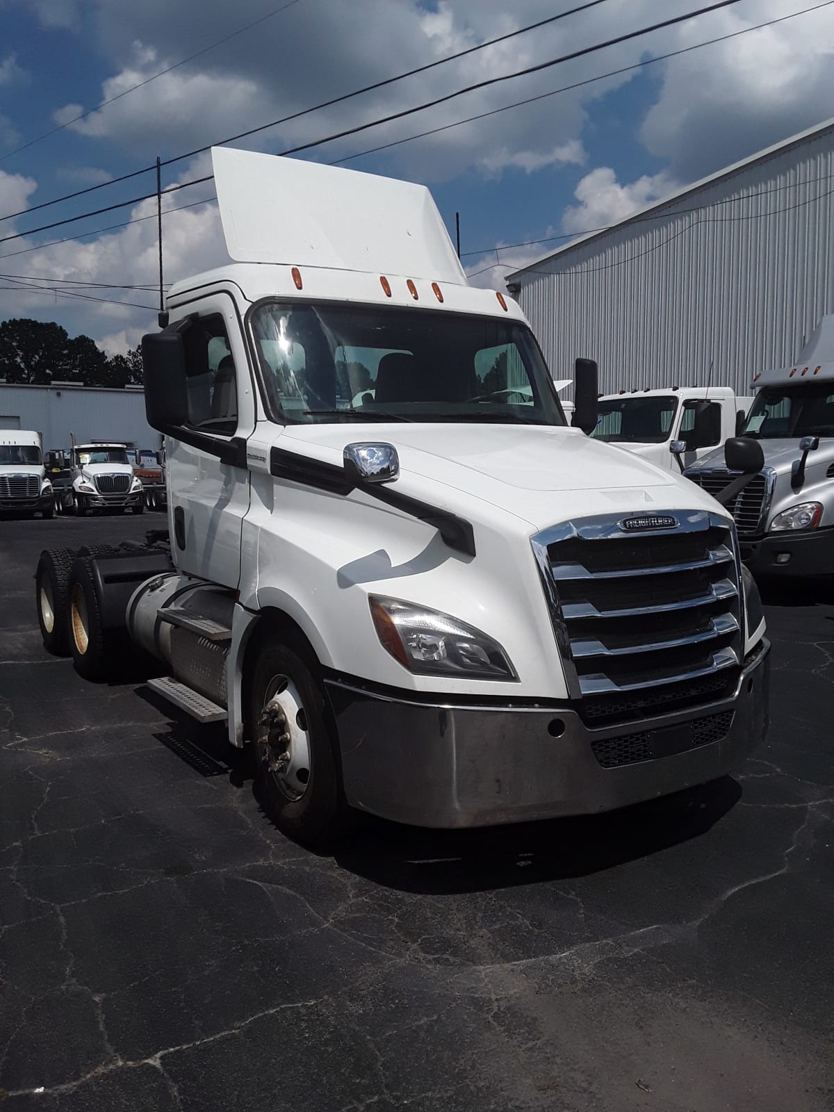 2019 Freightliner/Mercedes NEW CASCADIA PX12664 863921