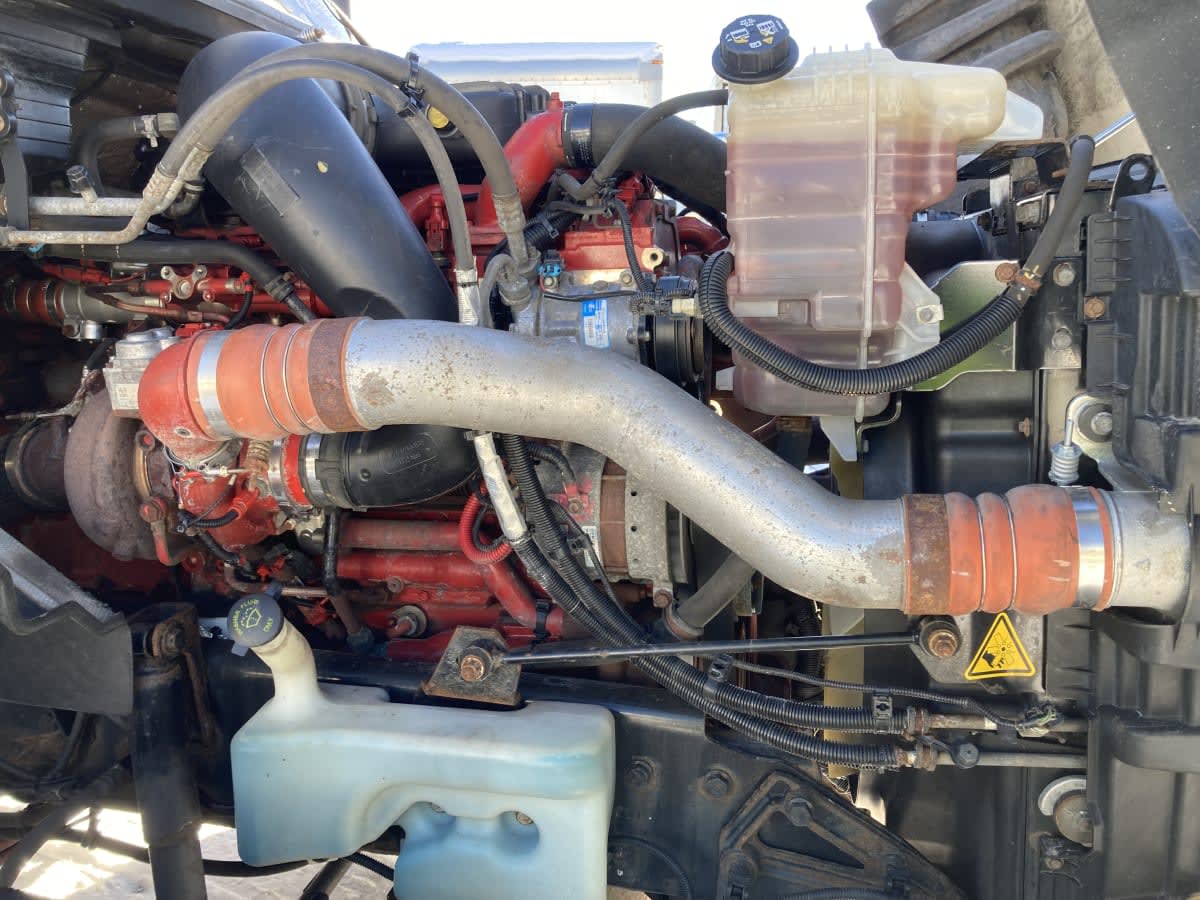 2019 Navistar International LT625 DAYCAB T/A 863933