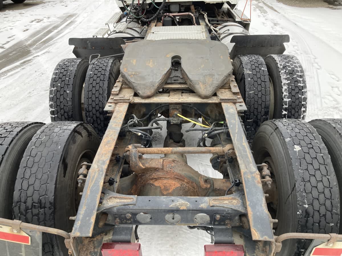 2019 Navistar International LT625 DAYCAB T/A 863943