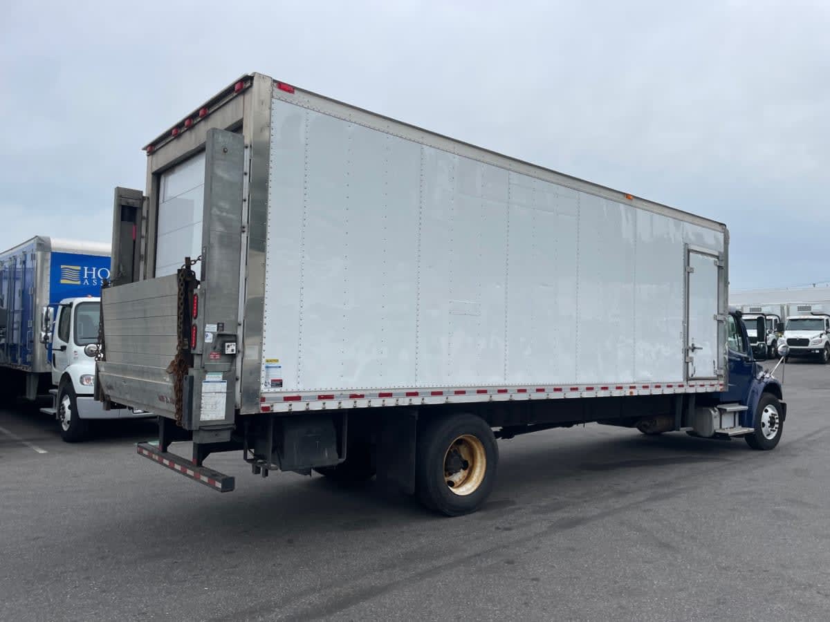 2019 Freightliner M2 106 863953