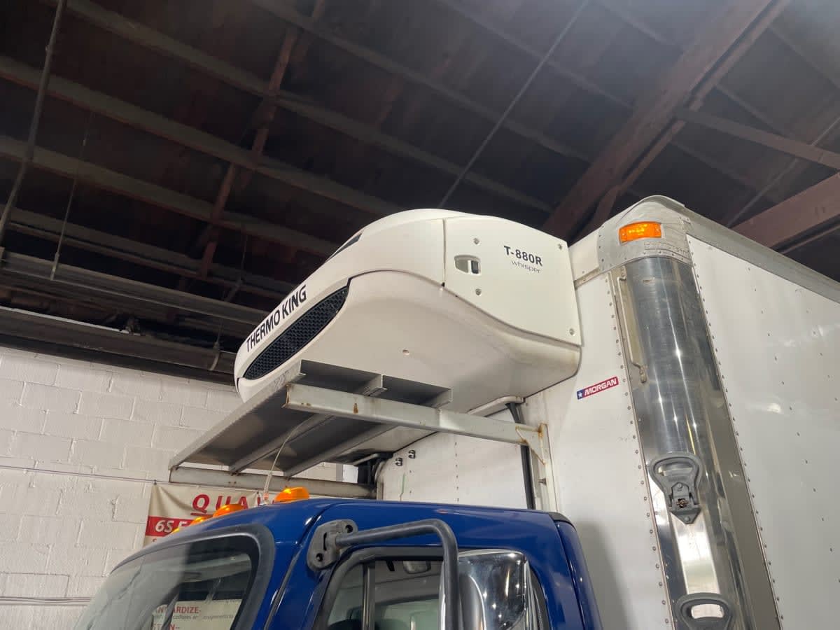 2019 Freightliner M2 106 863955
