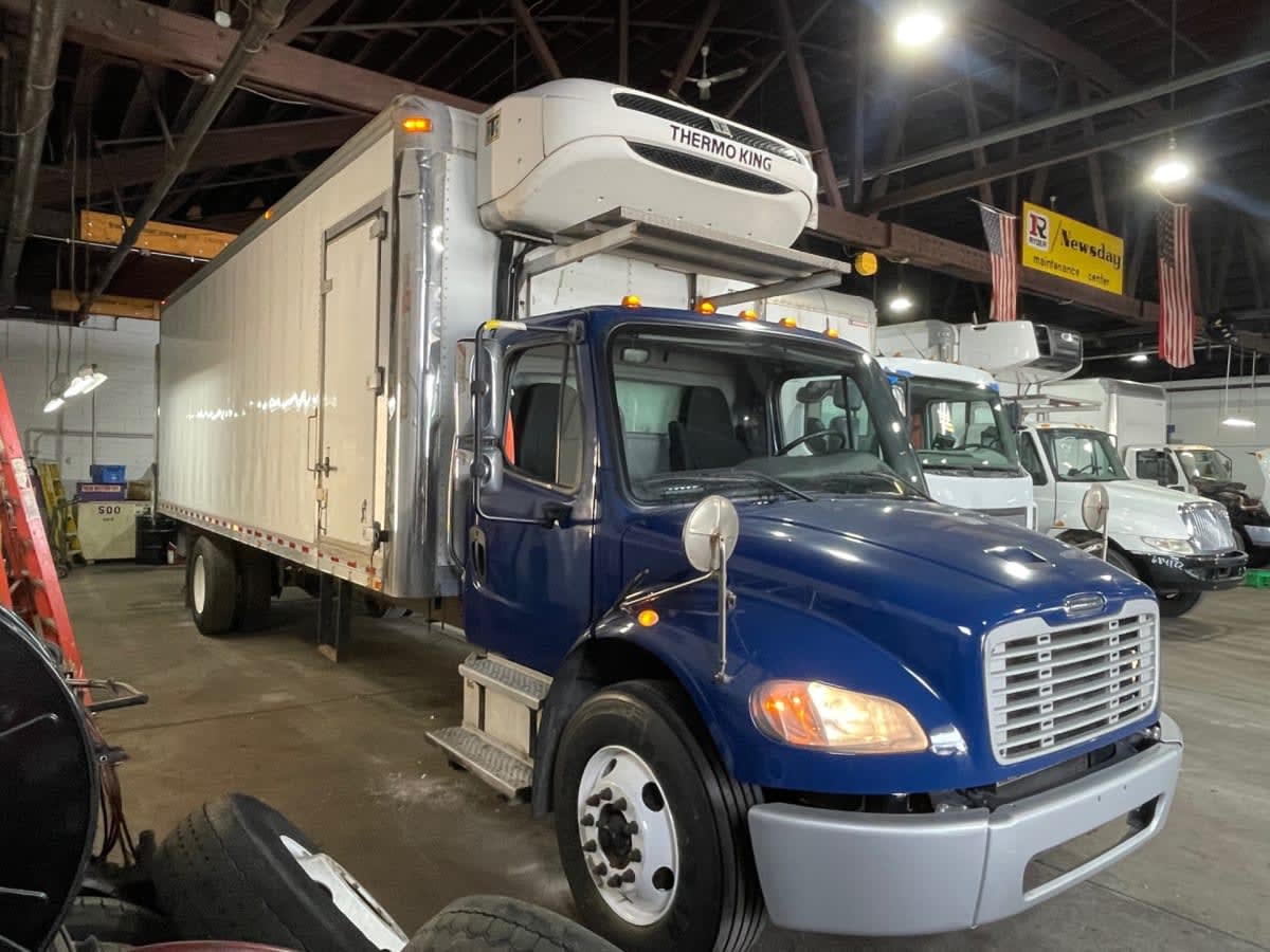 2019 Freightliner M2 106 863955