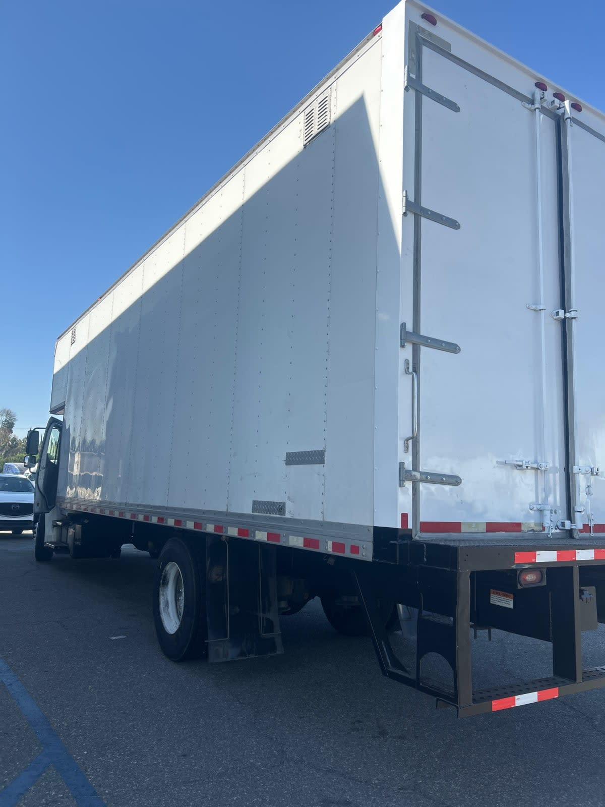 2019 Freightliner M2 106 in Pomona, CA — photo 6