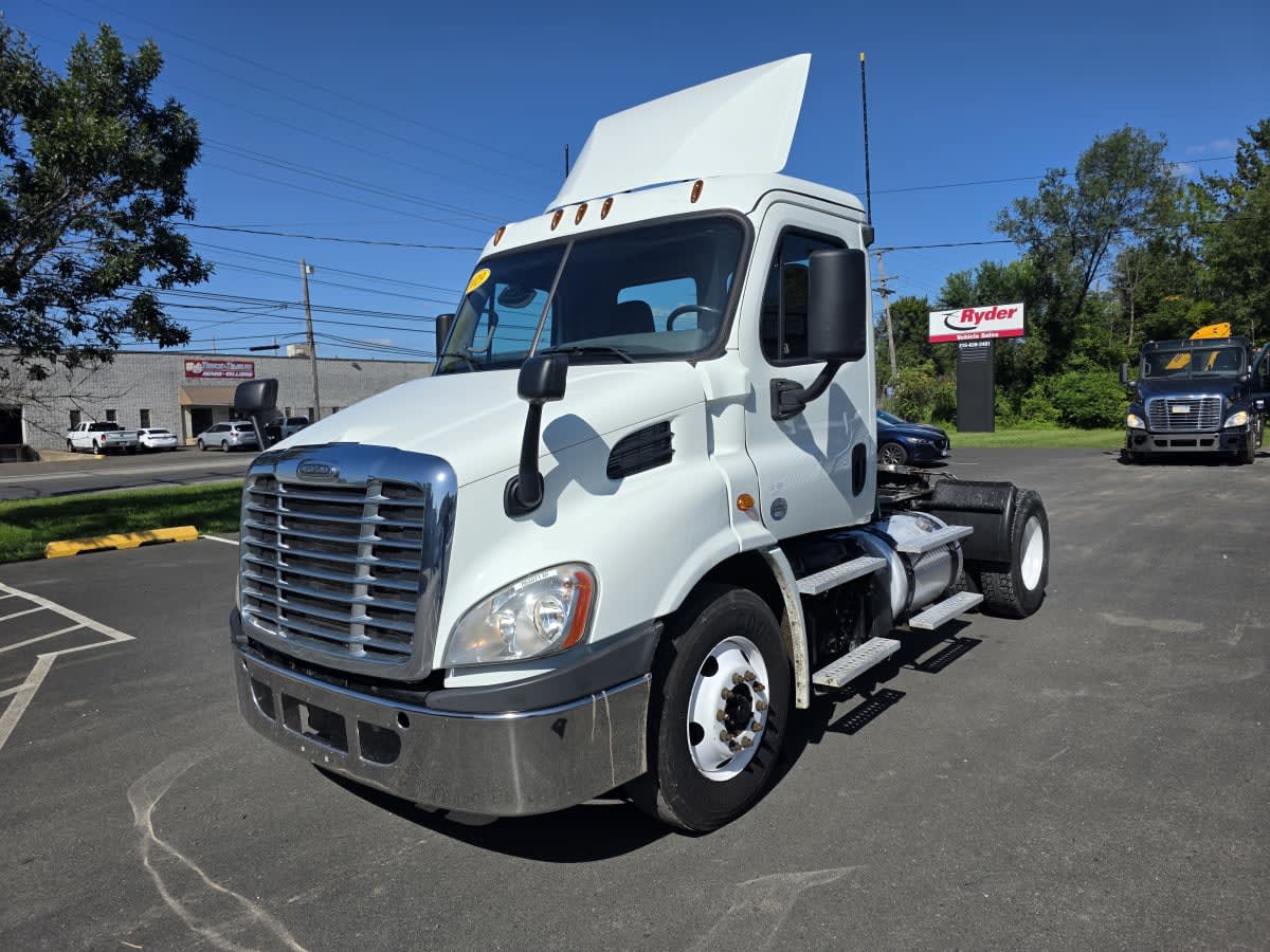 2019 Freightliner Cascadia in Bensalem, PA