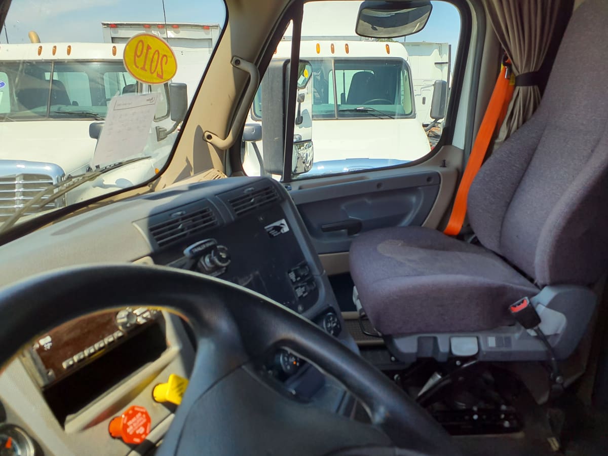 2019 Freightliner/Mercedes CASCADIA 125 863981