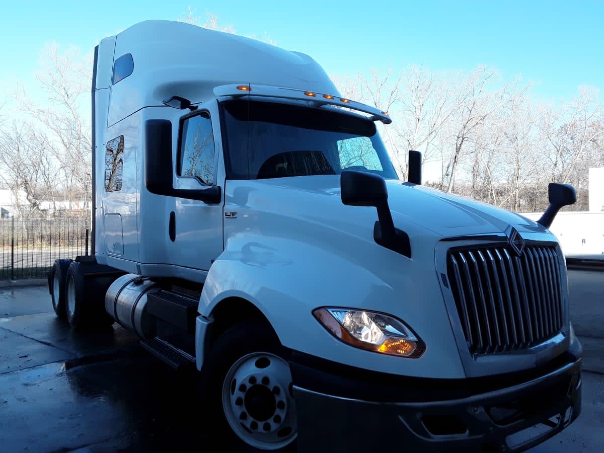 2019 Navistar International LT625 SLPR CAB 864028