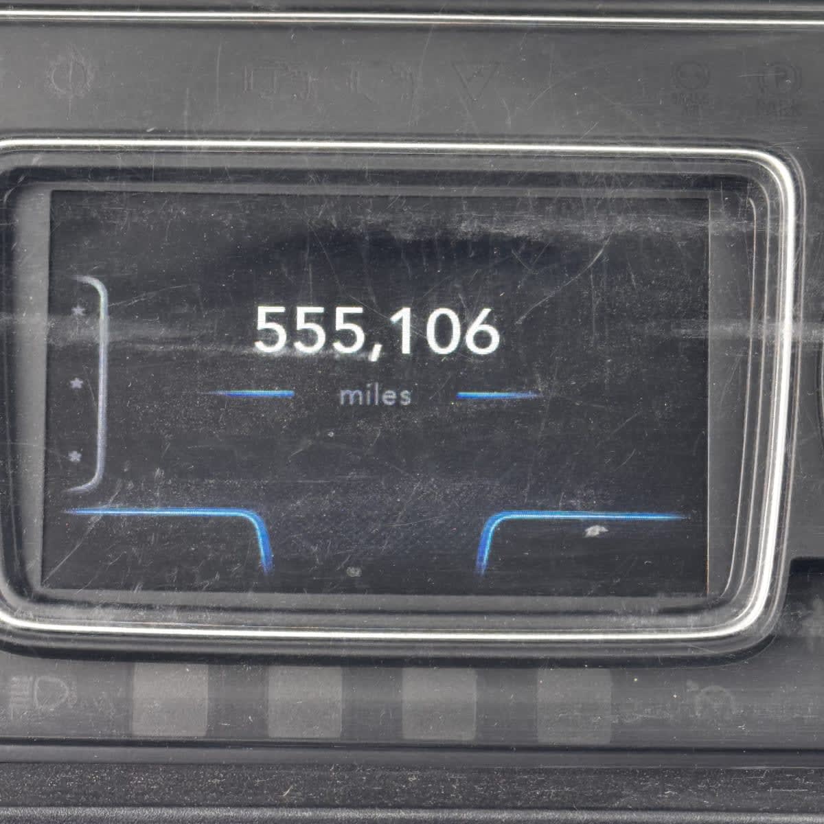 2019 International - image 9