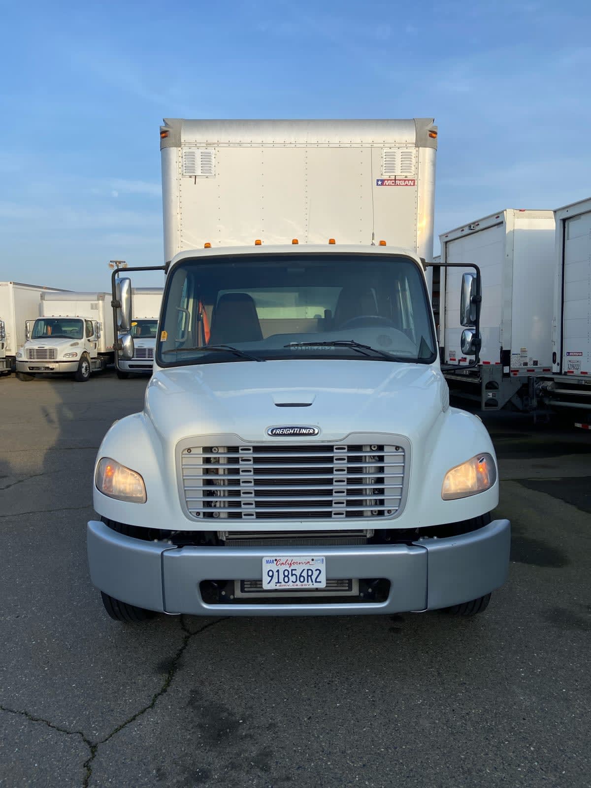 2019 Freightliner/Mercedes M2 106 864104
