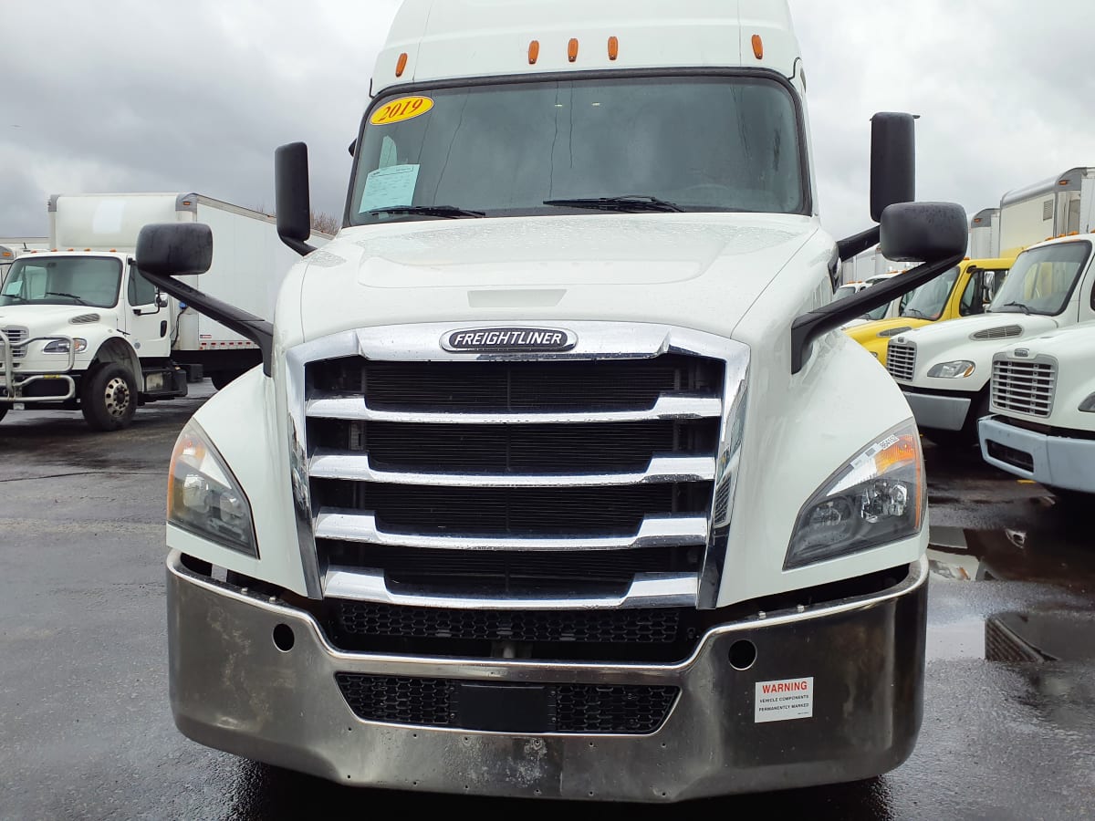 2019 Freightliner/Mercedes NEW CASCADIA PX12664 864152