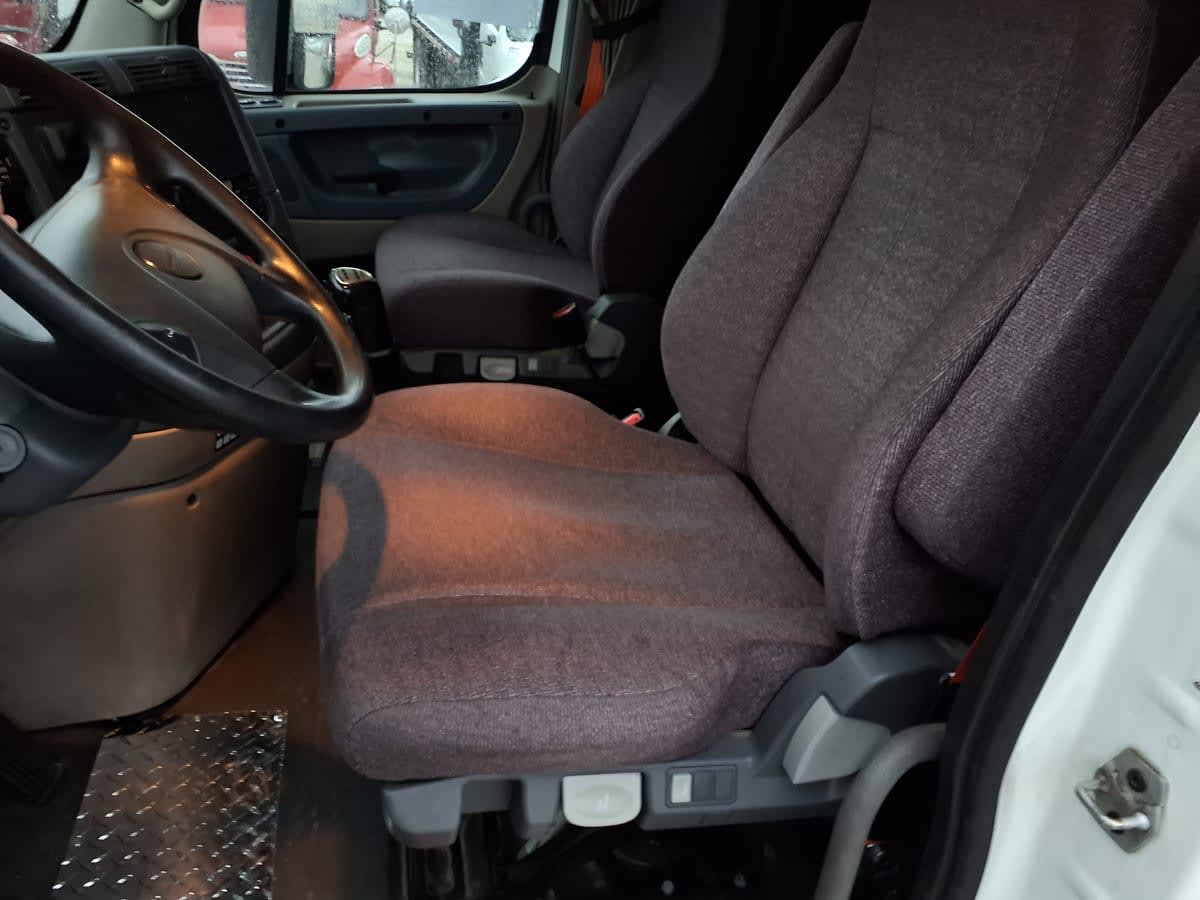 2019 Freightliner/Mercedes CASCADIA 125 864230