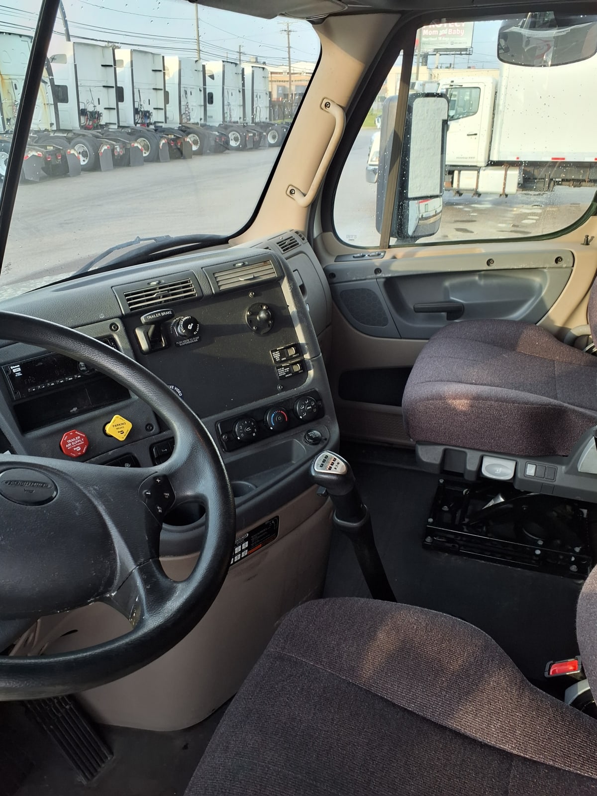 2019 Freightliner/Mercedes CASCADIA 125 864239