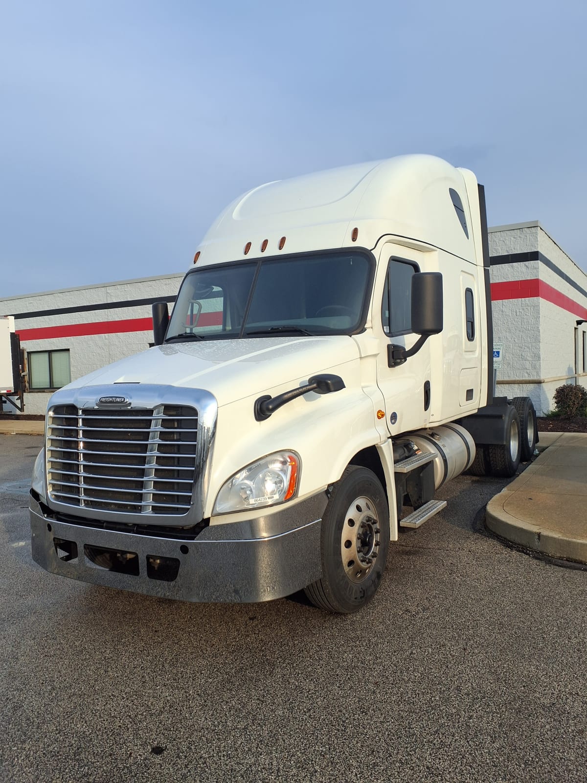 2019 Freightliner/Mercedes CASCADIA 125 864239