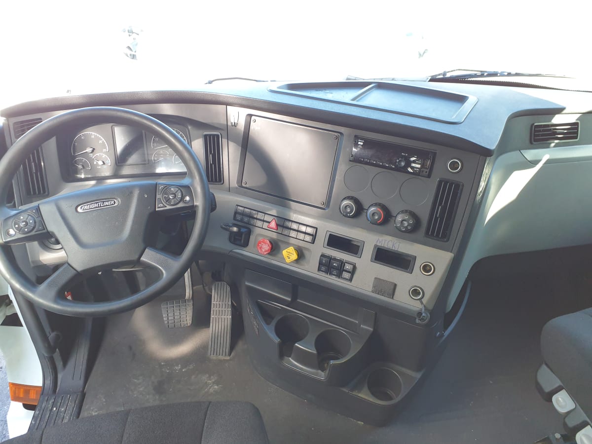 2019 Freightliner/Mercedes NEW CASCADIA PX12664 864315