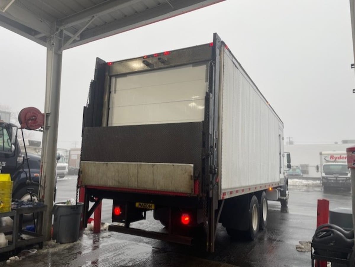 2019 Freightliner/Mercedes M2 106 864321