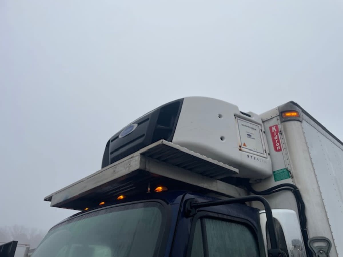 2019 Freightliner/Mercedes M2 106 864321