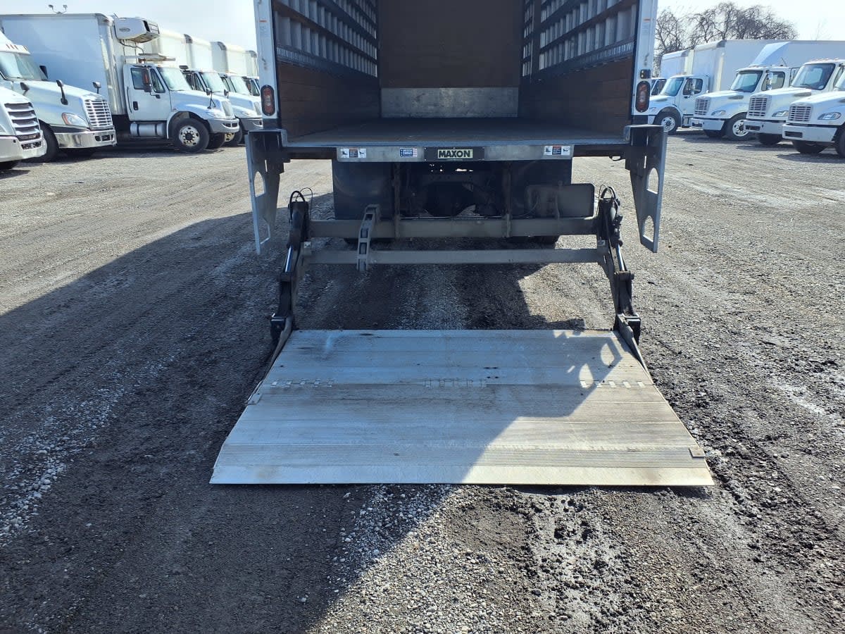 2019 Freightliner/Mercedes M2 106 864332