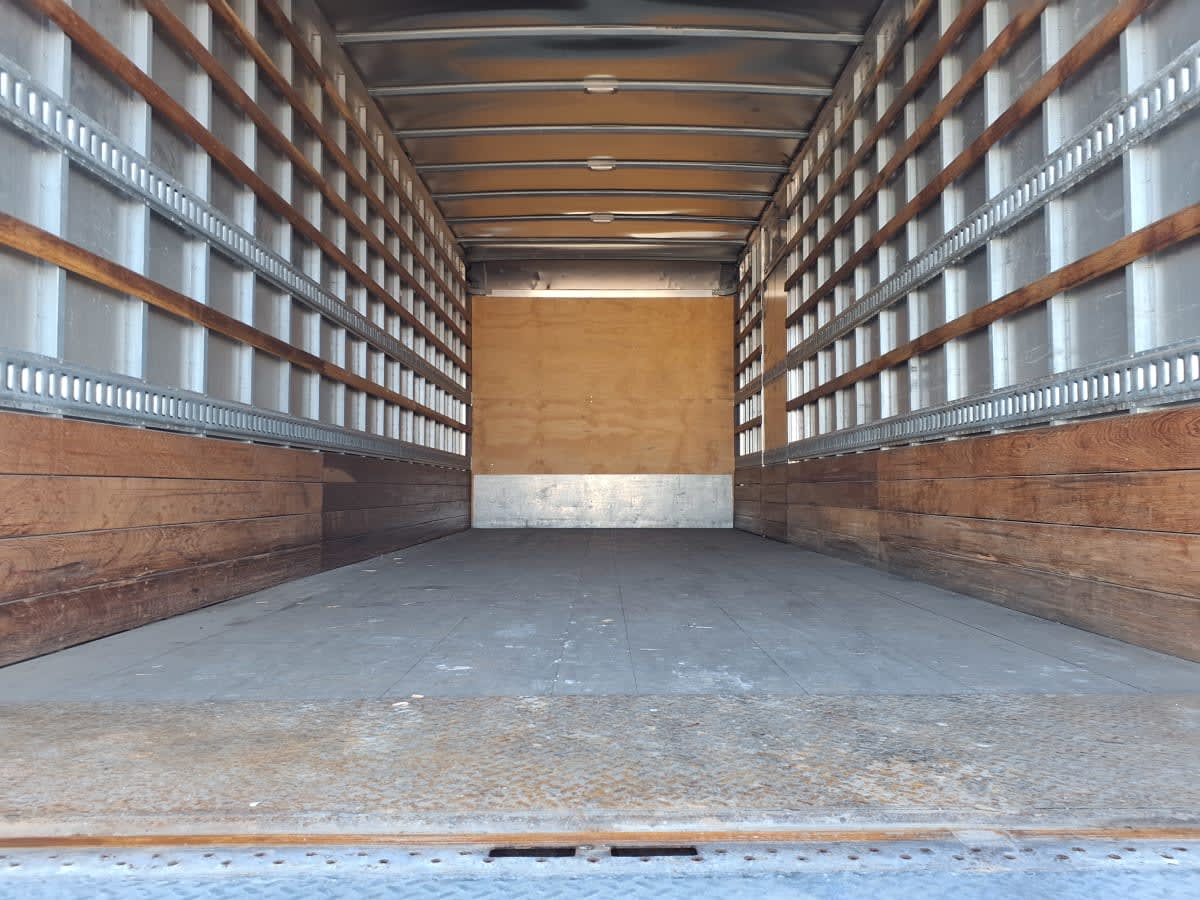 2019 Freightliner/Mercedes M2 106 864332