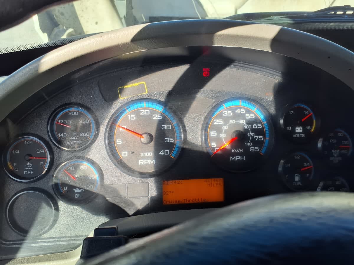 2019 Navistar International 4300 LP 864381