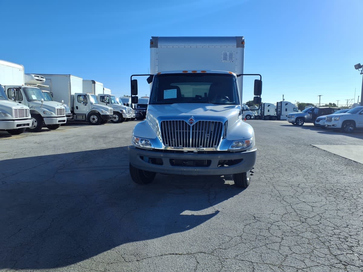2019 Navistar International 4300 LP 864381